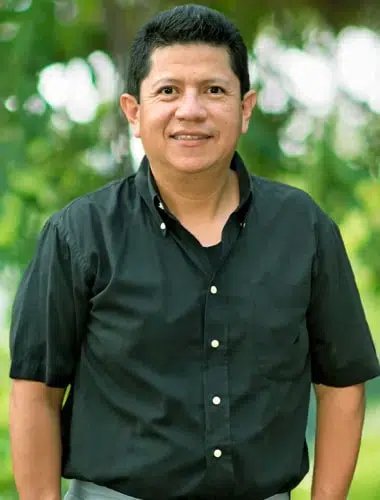 Fernando - Coordinador De Ventas En Abogadas De Inmigración