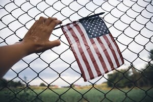 Abogado De Deportación: Diferencias Entre Deportación Y Expulsión