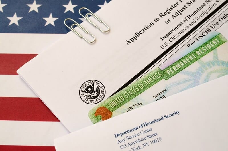 Abogado De Inmigración Le Guía En Proceso De Green Card