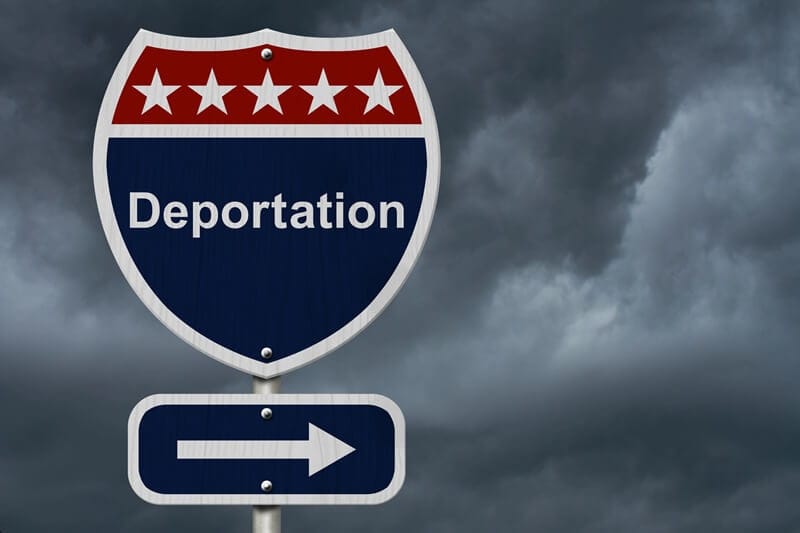 Abogados De Deportación Explican Términos Legales Clave