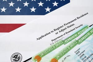 Eficaces Abogados De Inmigración En USA Ayudan Con Green Card Para Cónyuges