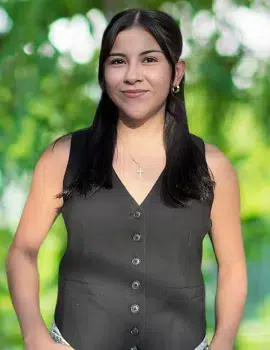 Jesica Nuestra Asistente Administrativa En Abogadas De Inmigración