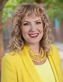 Kate Lincoln-Goldfinch Dueña Y CEO De Abogadas De Inmigración