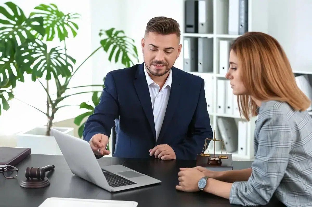 Abogados de visas h-1b: alternativas trabajadores extranjeros
