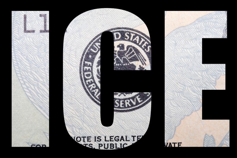 Conoce Tus Derechos Cuando ICE Hace Una Redada